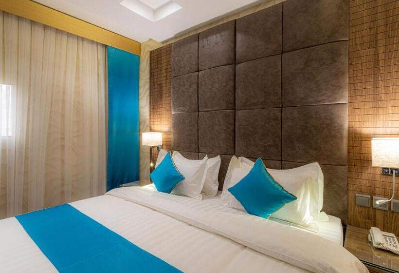 בית מלון כפרי Y Platinum