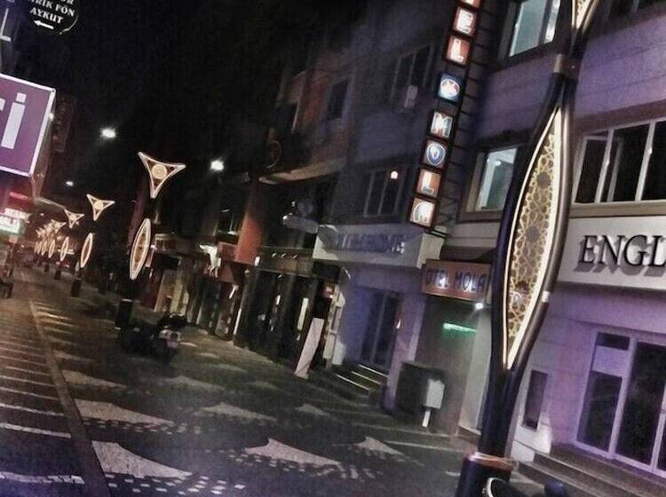 Mola Otel