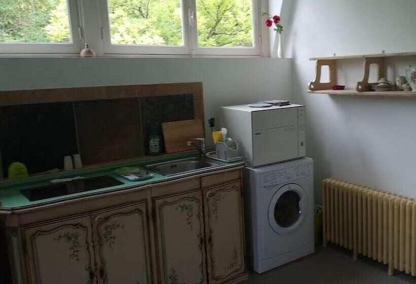 بنسيون Château De Saint Bohaire