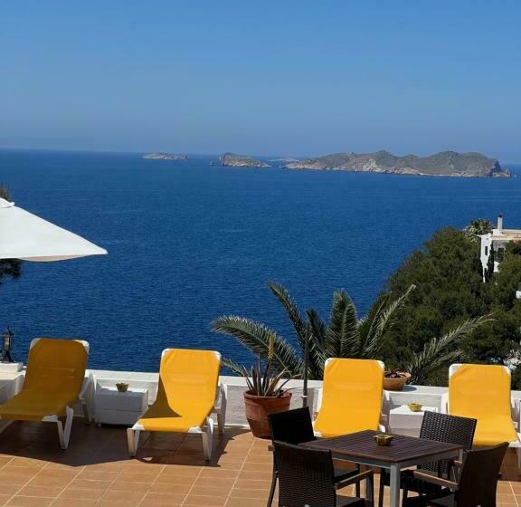 פנסיון Hostal Cala Moli