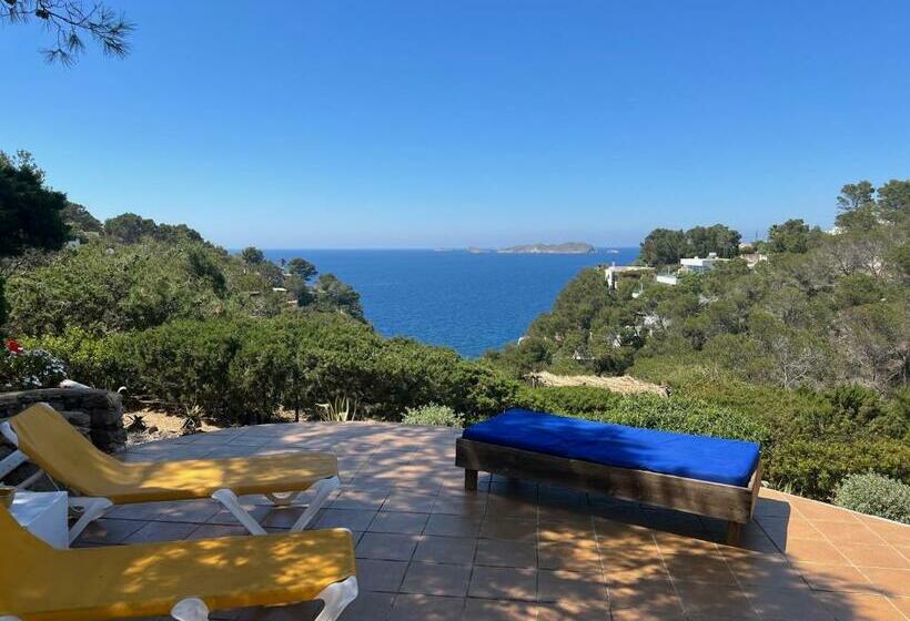 פנסיון Hostal Cala Moli