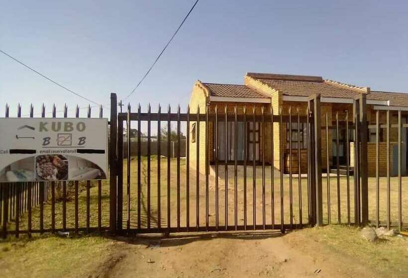 بنسيون Kubo Bed And Breakfast