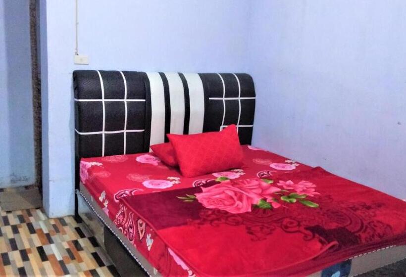 پانسیون Penginapan Puncak Dp