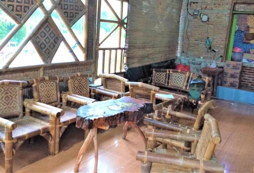 پانسیون Penginapan Puncak Dp