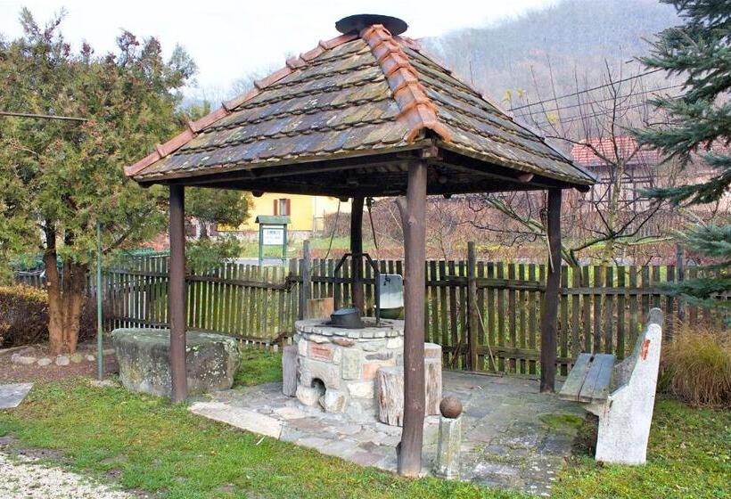 Пансион Pereszlényi Vendégház