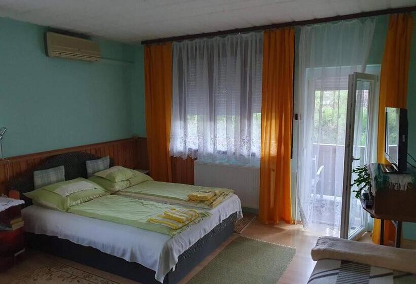 Пансион Pereszlényi Vendégház