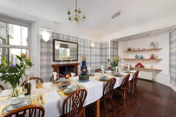 פנסיון Strathardle Lodge