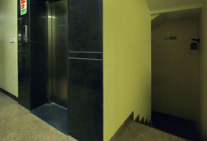 ペンション Treebo Trend Sampradaya Bistro