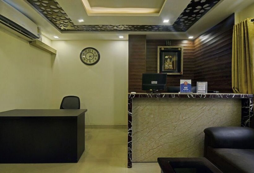 ペンション Treebo Trend Sampradaya Bistro