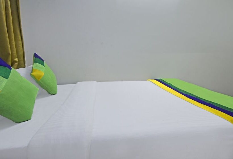 ペンション Treebo Trend Sampradaya Bistro