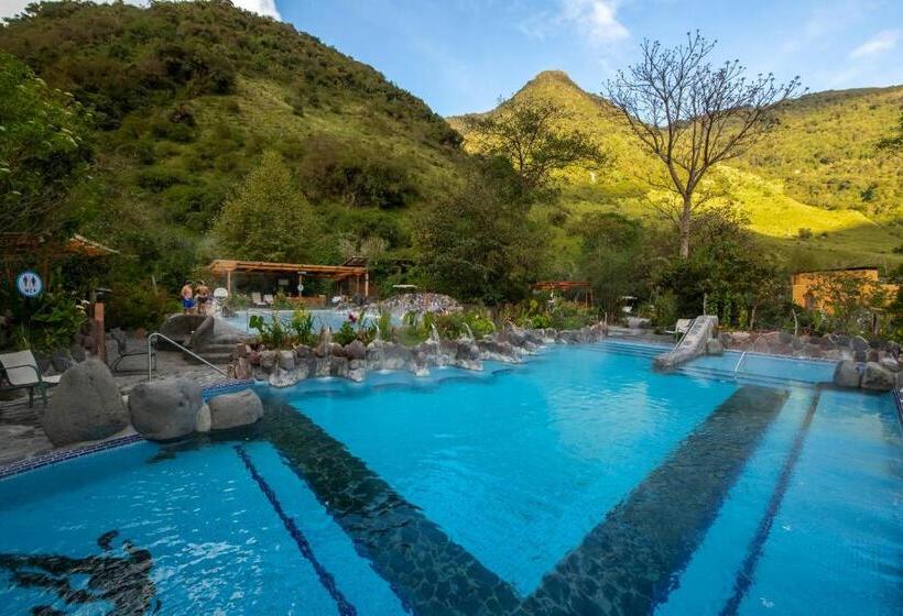 استراحتگاه Termas De Papallacta