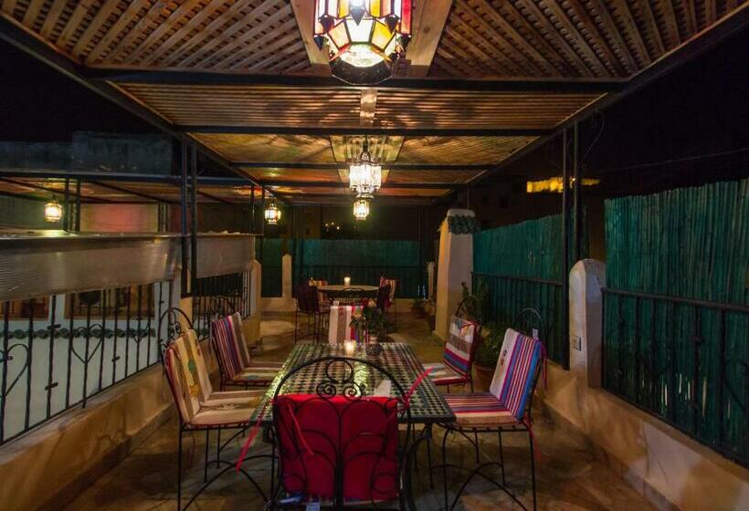 ریاض Casa Aya Medina