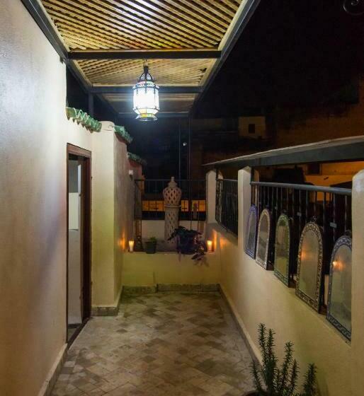 ریاض Casa Aya Medina