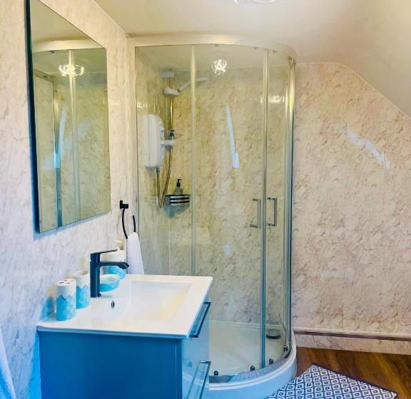 Rowantreebank Bed And Breakfast