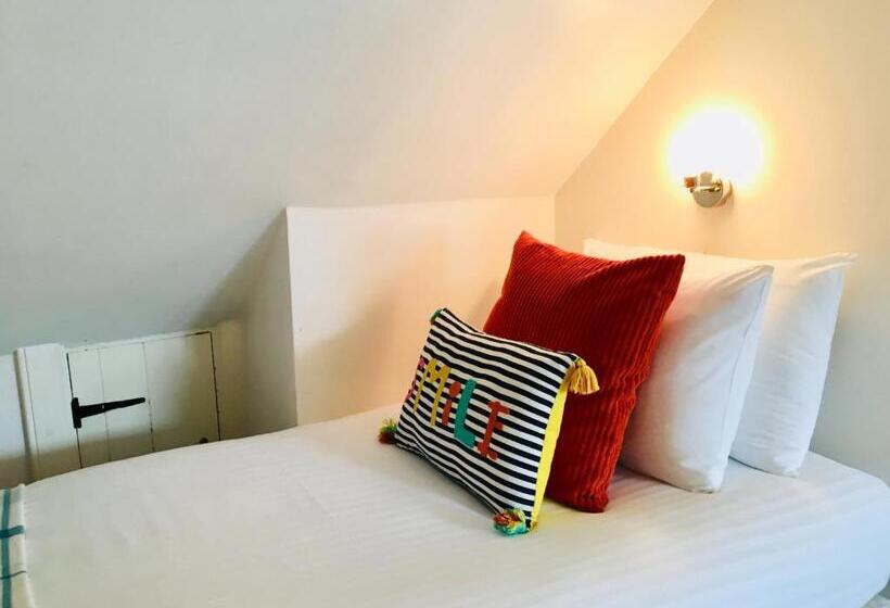 Rowantreebank Bed And Breakfast