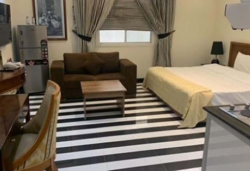 Royal Mirage Hotel And Apartments