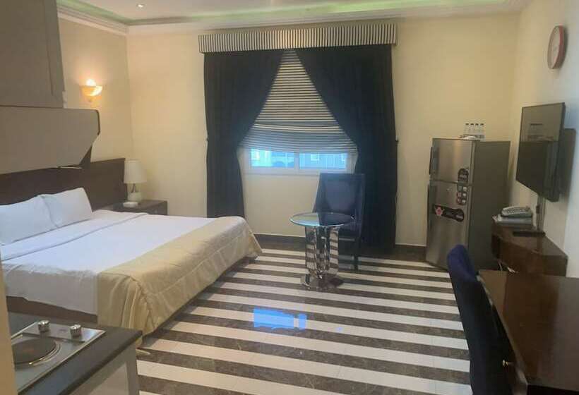 Royal Mirage Hotel And Apartments