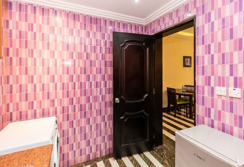 Royal Mirage Hotel And Apartments