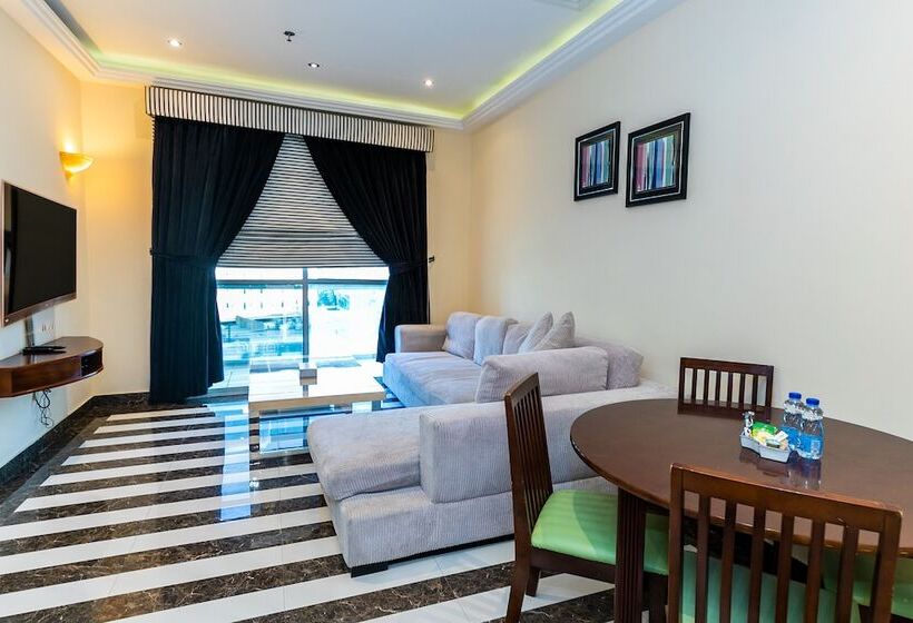 Royal Mirage Hotel And Apartments