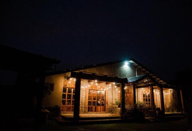 Spacio Caliraya Bed & Breakfast