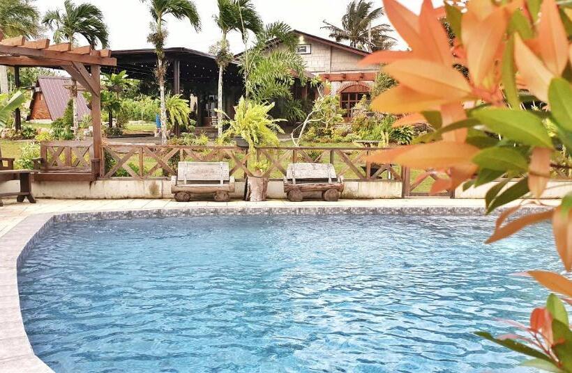 Spacio Caliraya Bed & Breakfast