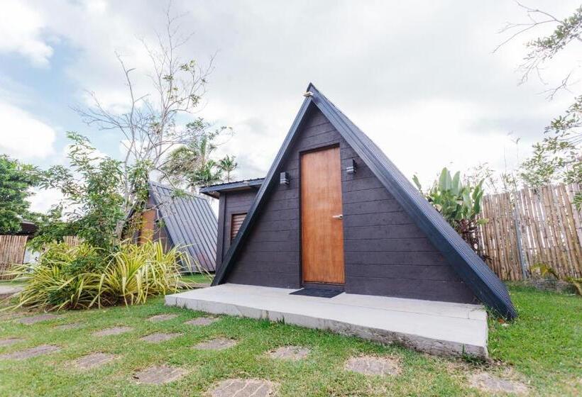 Spacio Caliraya Bed & Breakfast