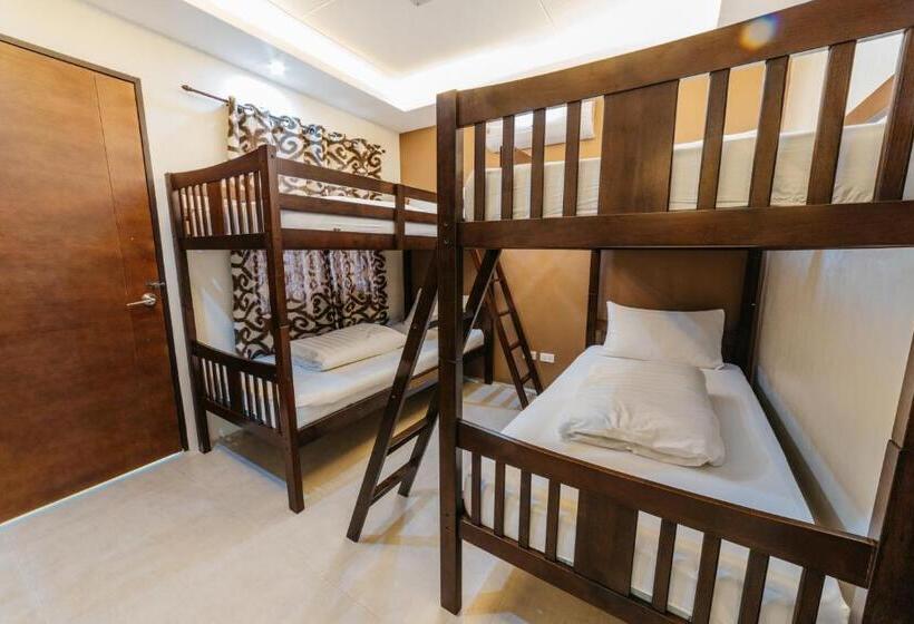 Spacio Caliraya Bed & Breakfast