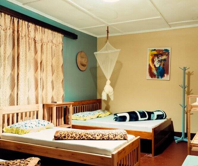 Adventures Nest Hostel