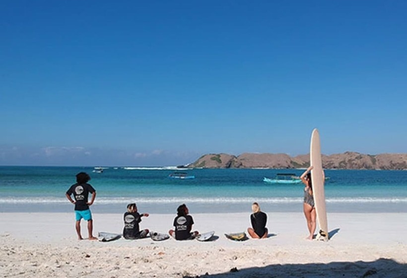 Lmbk Surf Camp   Hostel