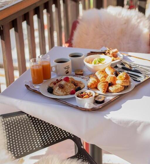 酒店 Hôtel La Tarentaise