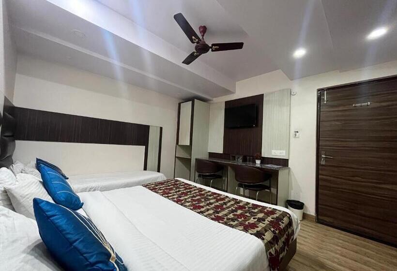 בית מלון כפרי Rajshree Agra