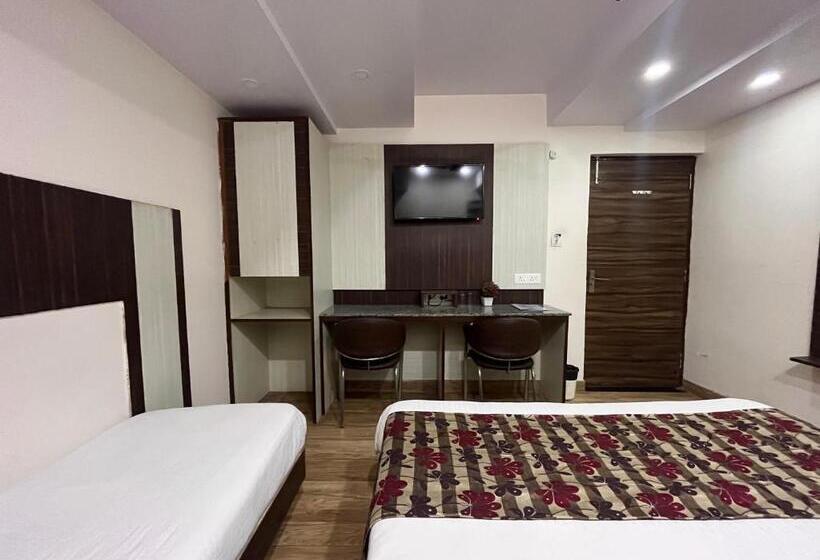 בית מלון כפרי Rajshree Agra