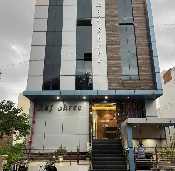 בית מלון כפרי Rajshree Agra