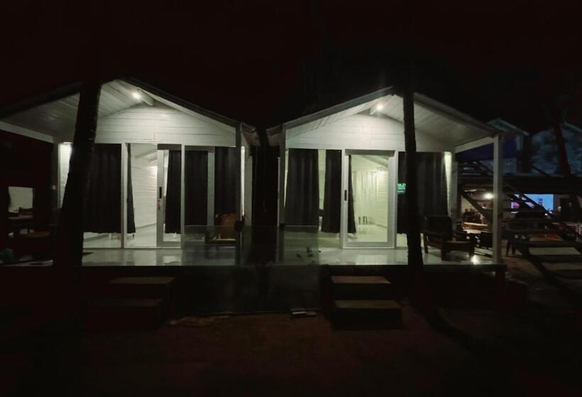 בית מלון כפרי Palolem Hideout