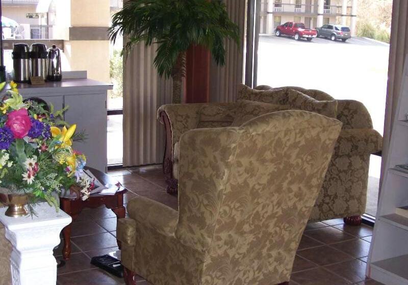 فندق Rodeway Inn