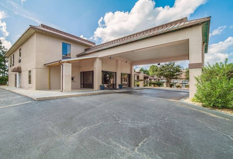 فندق Rodeway Inn