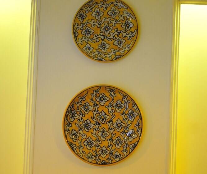 Отель Samrat A Heritage