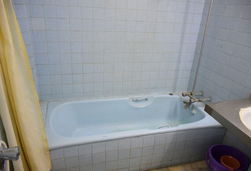 Отель Samrat A Heritage