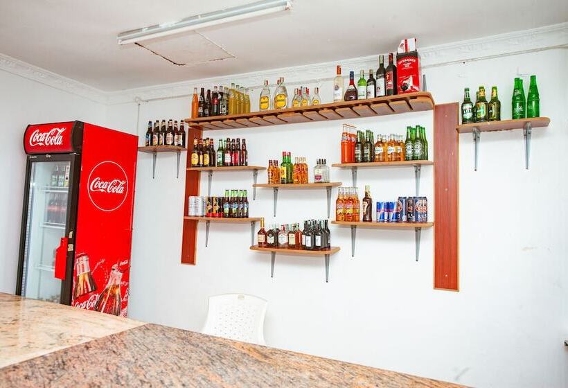 ホテル Wilolesi Hilltop