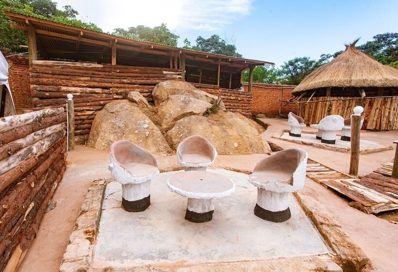 فندق Wilolesi Hilltop