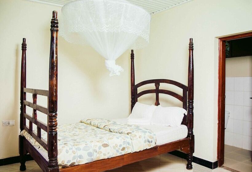 فندق Wilolesi Hilltop