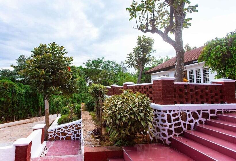 فندق Wilolesi Hilltop