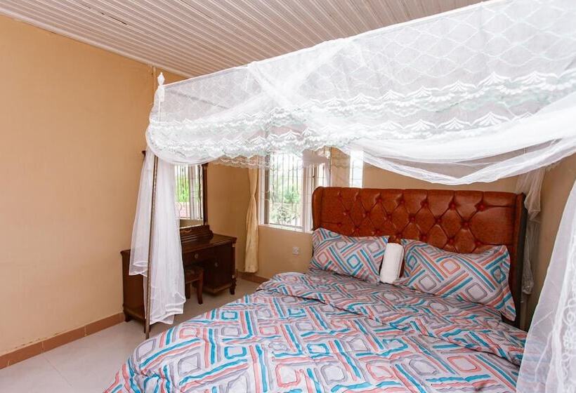 فندق Wilolesi Hilltop