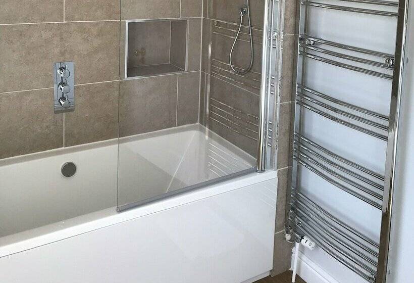 Пансион Glebe House