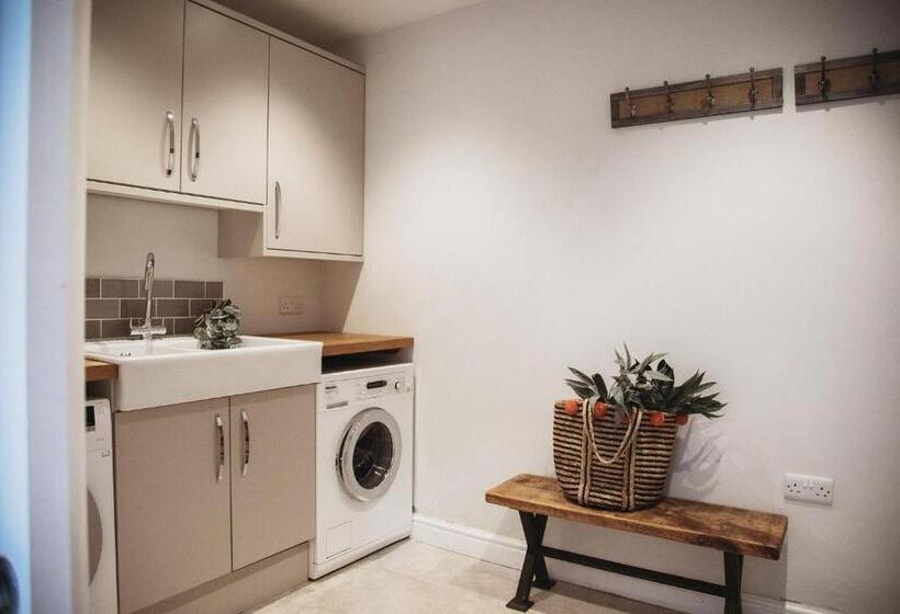 Пансион Glebe House