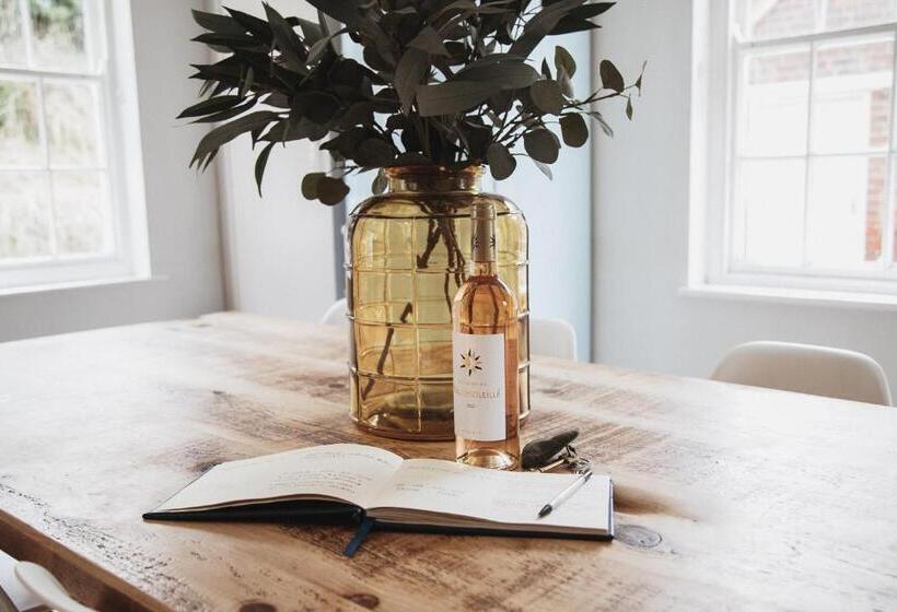 Пансион Glebe House