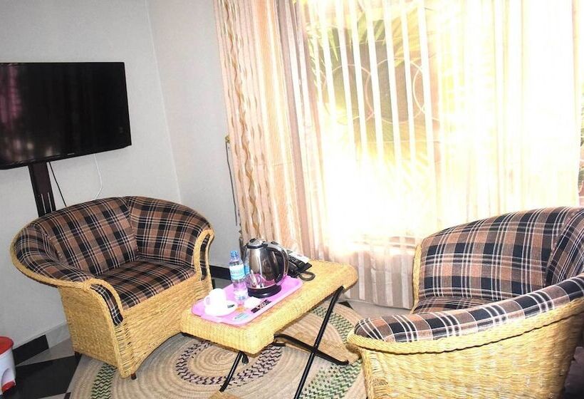 پانسیون Mzunguu Safari Lodge