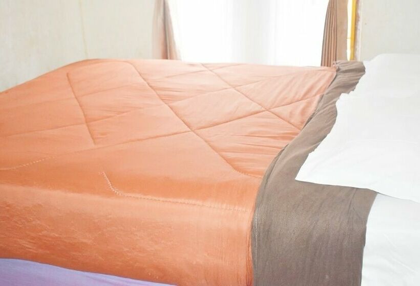 پانسیون Pinki Mente