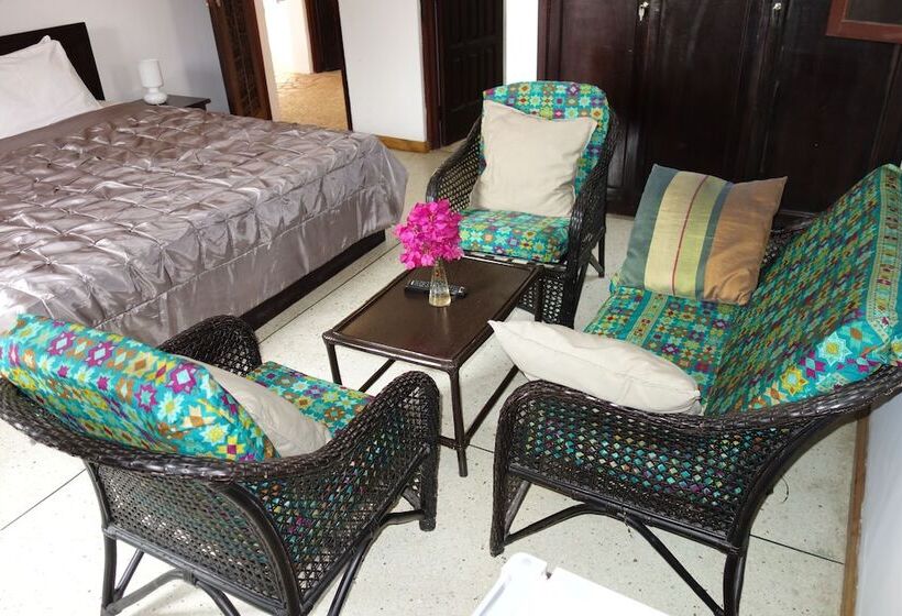 پانسیون Villa Teranga