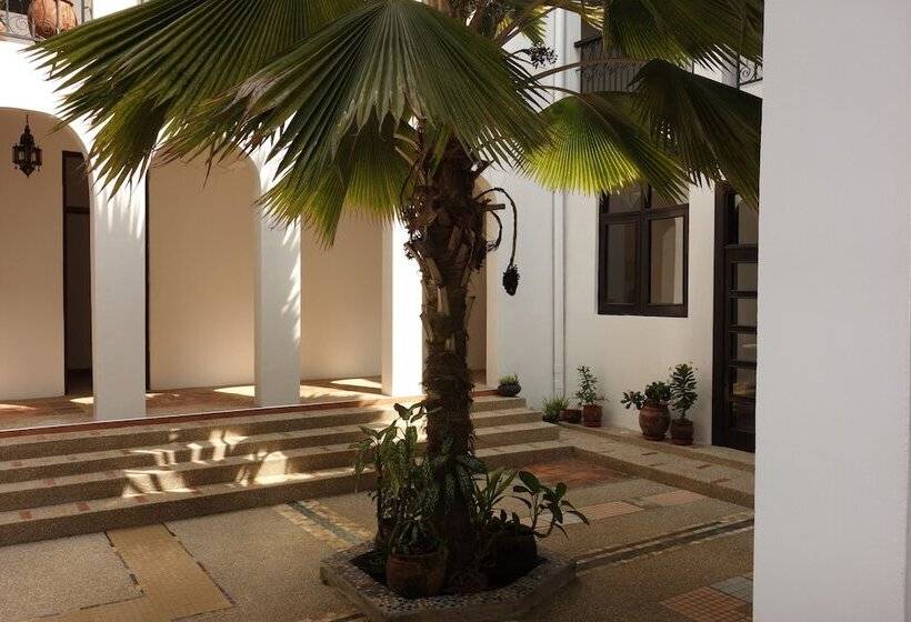 پانسیون Villa Teranga